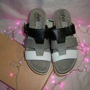 AerGo by AEROSOLES  Strappy Comfort Sandal Buckle Gray Multi Women's Size 10 NIB